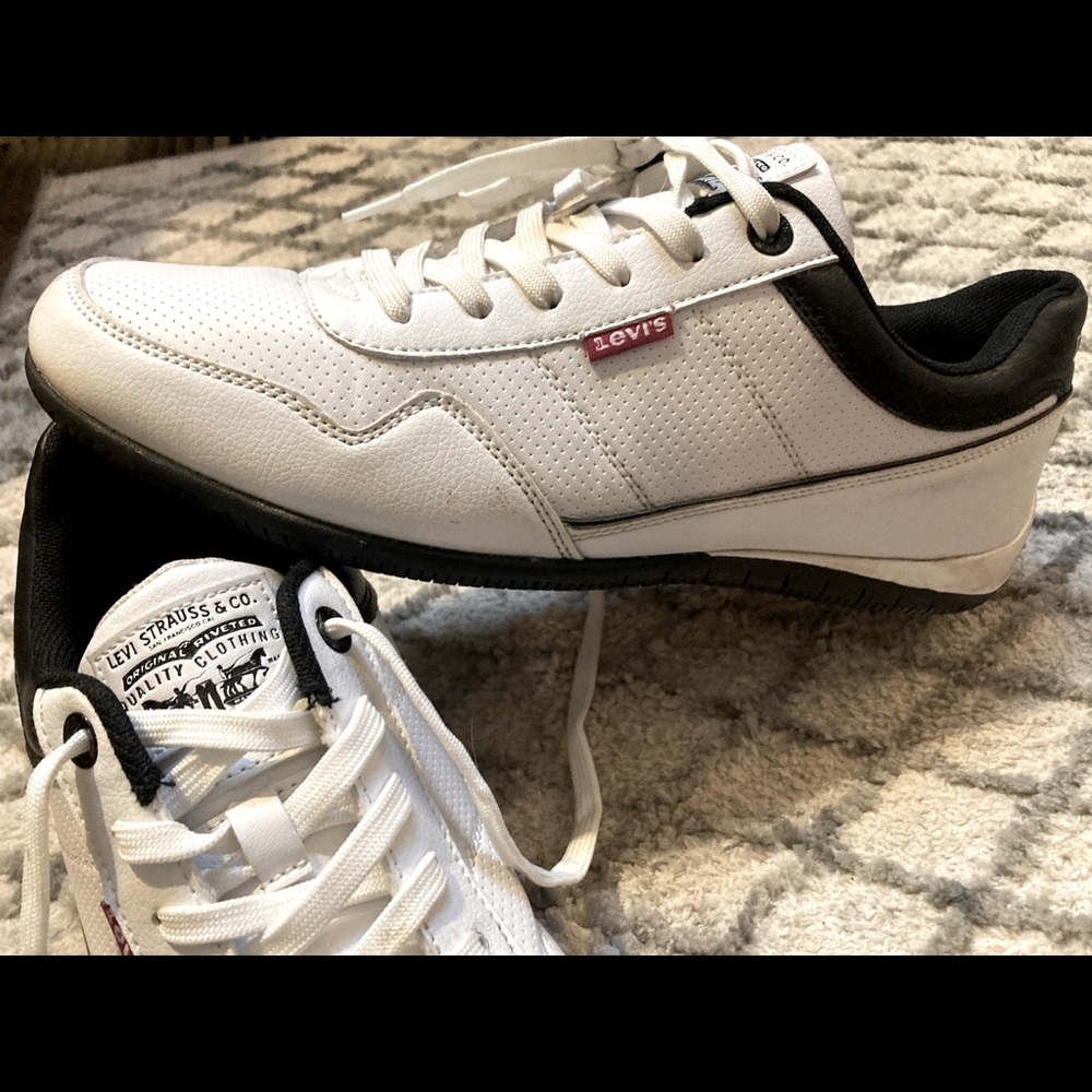 Men’s Levi’s Golf Shoes Size 11 White